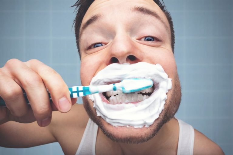 How to Brush your Teeth Dr Pascal Terjanian